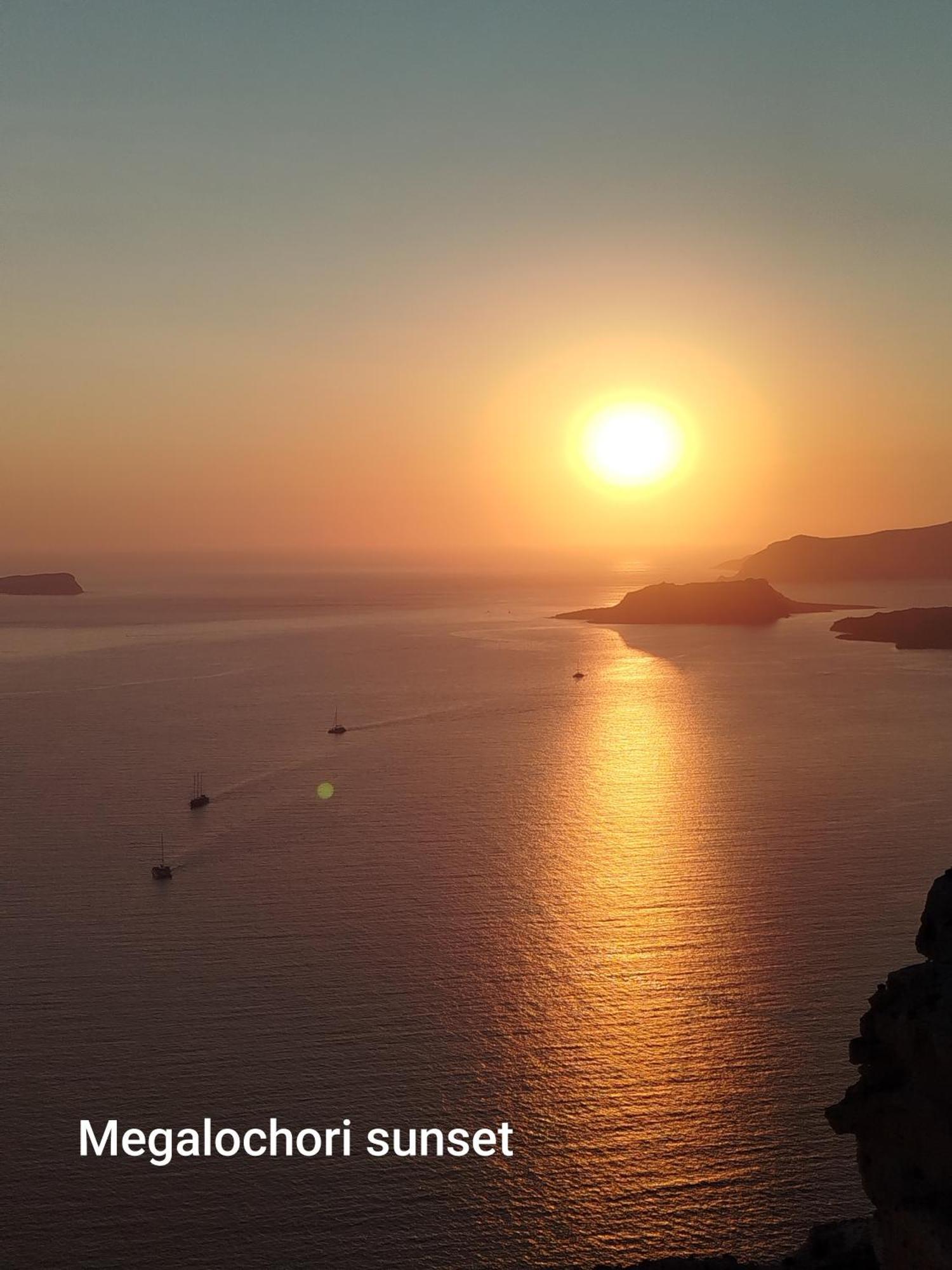 Aidos Villa Santorini 梅加洛克里 外观 照片